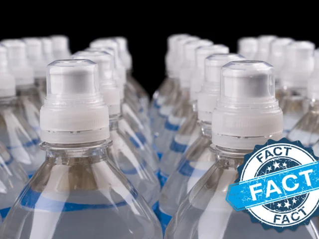 فیلتر تصفیه آب در برابر آب بطری
